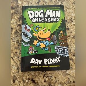 Dog Man Unleashed / LIKE NEW!